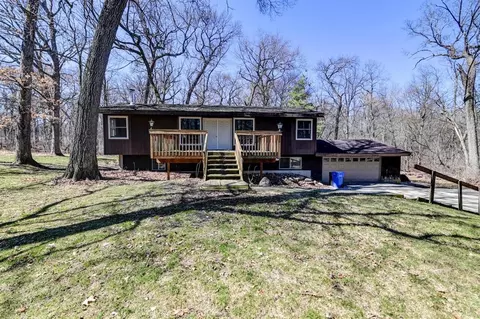 2359 White Oak Trl, Oregon, WI 53575
