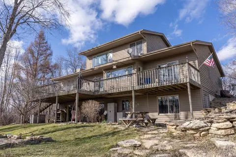 e2641 Gatling Court, La Valle, WI 53941