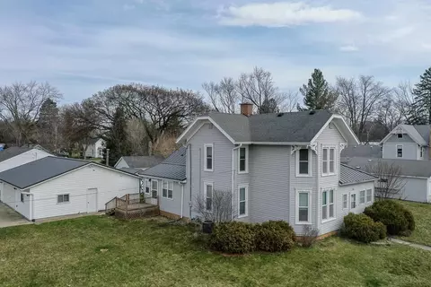 204 W Main St, Brooklyn, WI 53521