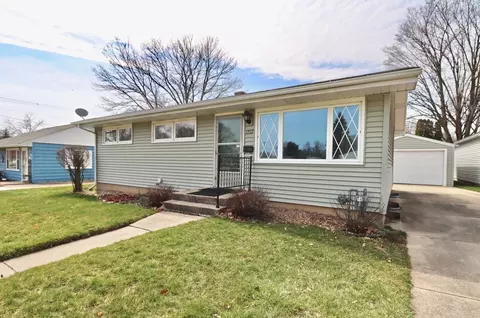 1712 Mckinley Ave, Beloit, WI 53511