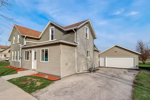 209 Lincoln Ave, Reeseville, WI 53579