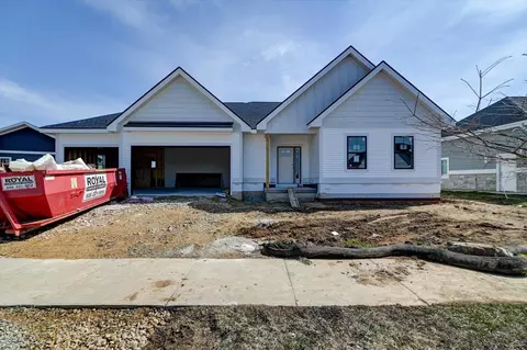 6240 Fountainhead Cir, Deforest, WI 53532