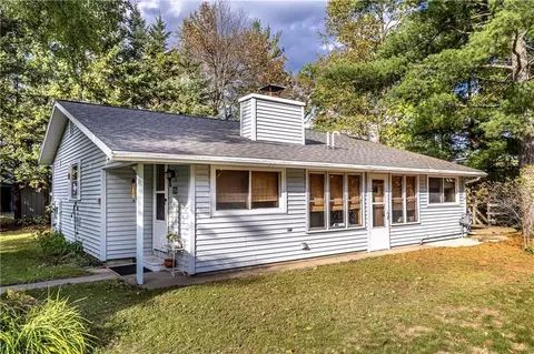 210 Lower Lake Dr, Merrillan, WI 54754
