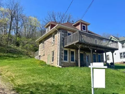 414 Alvin St, Blanchardville, WI 53516