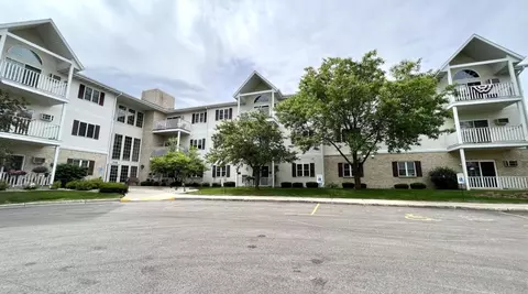 715 Canterberry Ct #311, West Bend, WI 53095