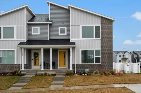 6004 Minong Ln, Fitchburg, WI 53711