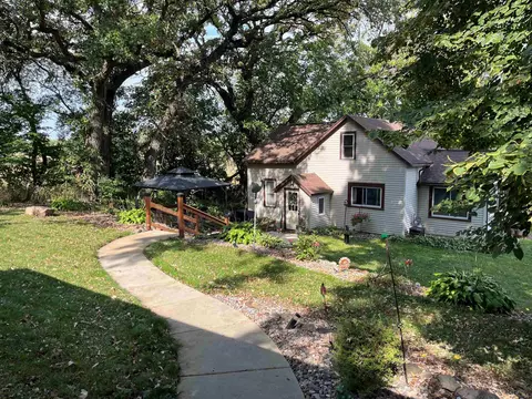 2617 County Road Mm, Fitchburg, WI 53575