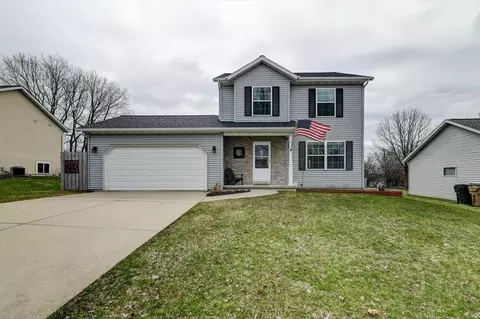 5117 Wintergreen Dr, Madison, WI 53704
