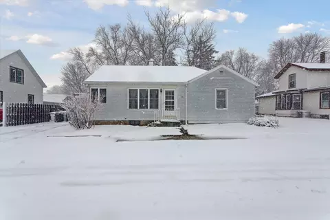 1748 15th St, Monroe, WI 53566