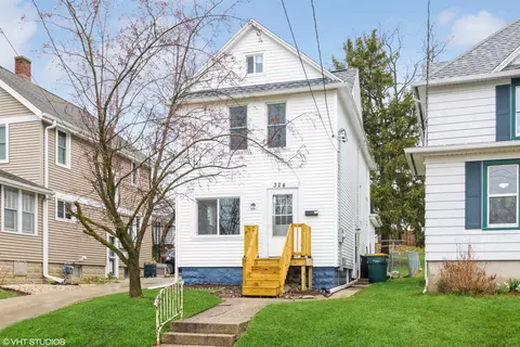 324 Rosendale St, Beaver Dam, WI 53916