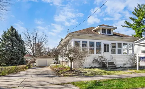 402 W Dean Ave, Monona, WI 53716