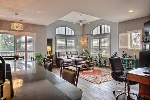 5196 Sassafras Dr #301, Fitchburg, WI 53711