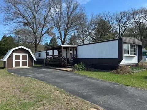 29029 Pine Crest Cir, Lone Rock, WI 53556