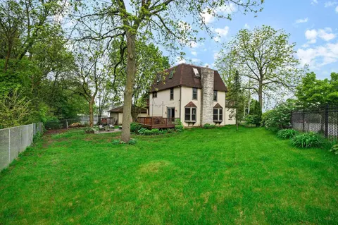 2101 Muir Field Rd, Madison, WI 53719