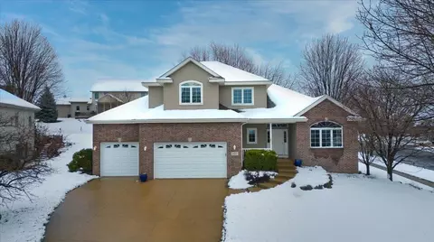 1601 Shenandoah Dr, Waunakee, WI 53597