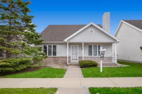 429 Cherry Hill Dr, Madison, WI 53717