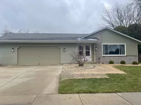 4433 Hearthstone Dr, Janesville, WI 53546
