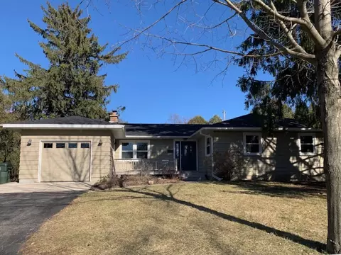 313 Karen Ct, Madison, WI 53705