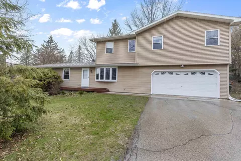 10966 Brigham Ave, Blue Mounds, WI 53517