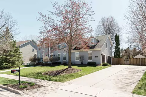 2129 Steven St, Sun Prairie, WI 53590