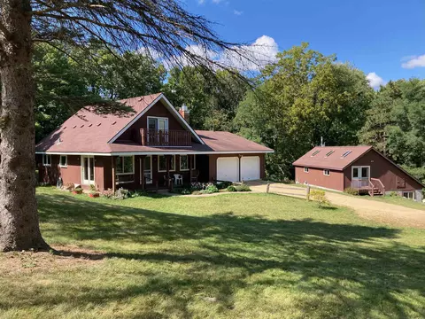 w4093 Pine Valley Road, Belleville, WI 53508