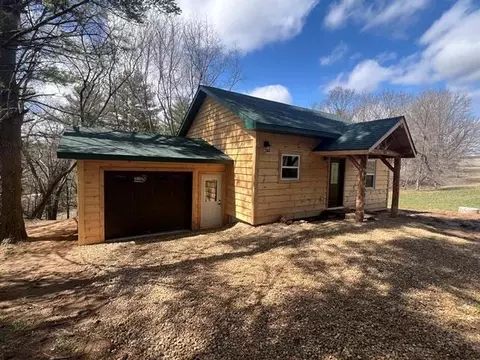 e4243 Kickapoo Court, La Valle, WI 53941 photo 1