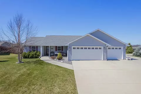 411 Bretts Way, Orfordville, WI 53576