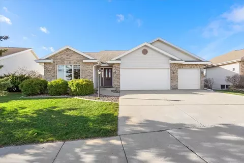 6645 S Broad Creek Blvd, Madison, WI 53718