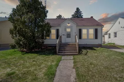 535 N Palm St, Janesville, WI 53548