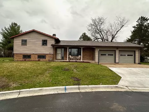 870 Jefferson St, Platteville, WI 53818