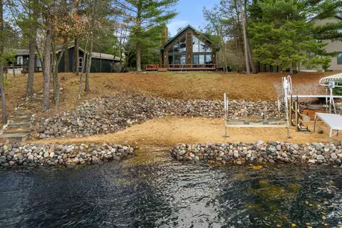 1122 Ivanhoe Ct, Nekoosa, WI 54457