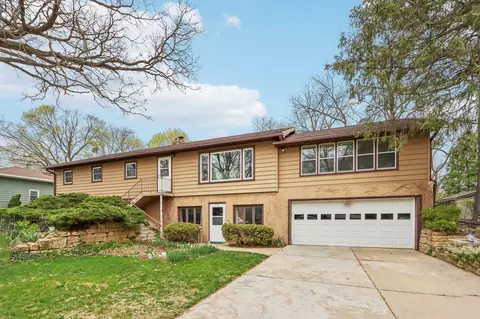 5010 Coney Weston Pl, Madison, WI 53711