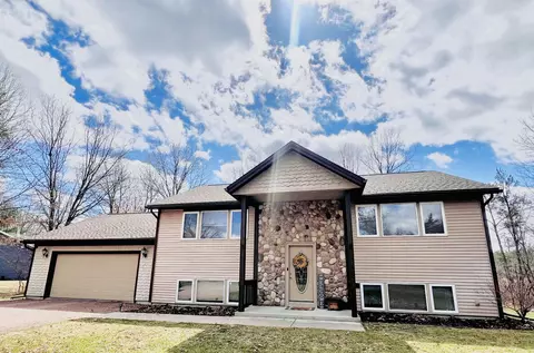 267 Lincoln Ct, Nekoosa, WI 54457