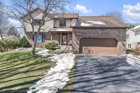10 Manchester Ct, Madison, WI 53719