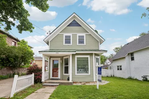 202 E Fulton St, Edgerton, WI 53534