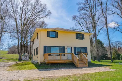 3339 Field View Ln, Cottage Grove, WI 53527