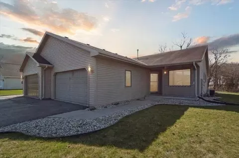 3522 Sheffield Dr, Janesville, WI 53546