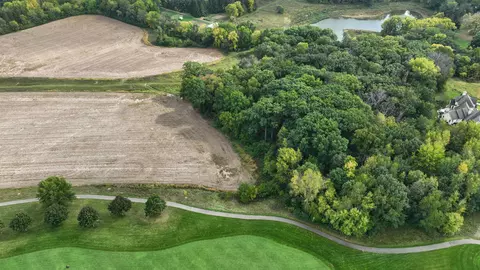 Home Stretch Drive, Waunakee, WI 53597