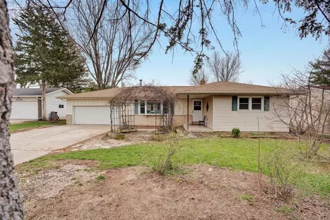 5025 E Buckeye Rd, Madison, WI 53716