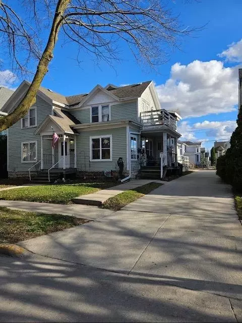 106108 E 110 E 2nd St, Fond Du Lac, WI 54935
