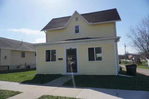 829 Hollister Ave, Tomah, WI 54660