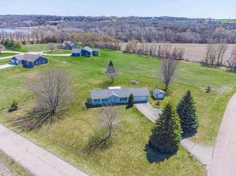 n4274 Arapaho Street, Markesan, WI 53946