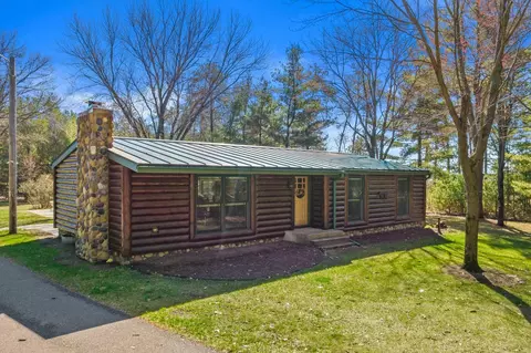 950 10th Ave, Hancock, WI 54943