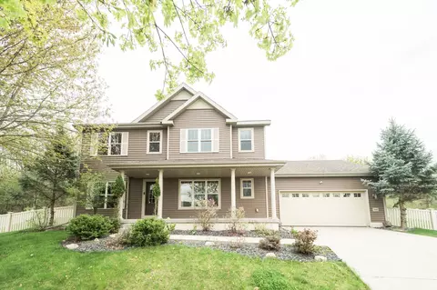 2601 Sweet Sparrow Pl, Sun Prairie, WI 53590