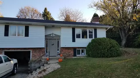 3905 Patrick Henry Way #3905, Middleton, WI 53562