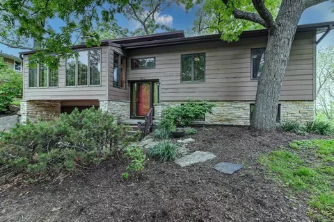 7612 Hillcrest Ave, Middleton, WI 53562