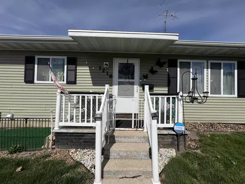 1216 Menard St, Janesville, WI 53546