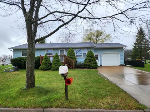 612 Schneider Ave, Tomah, WI 54660