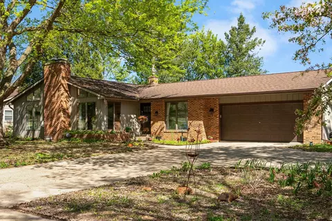 6718 Old Sauk Rd, Madison, WI 53705