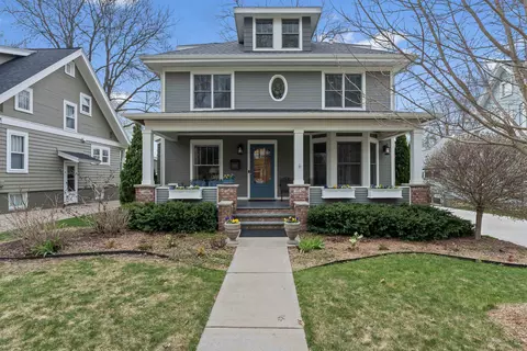 7115 Hubbard Ave, Middleton, WI 53562